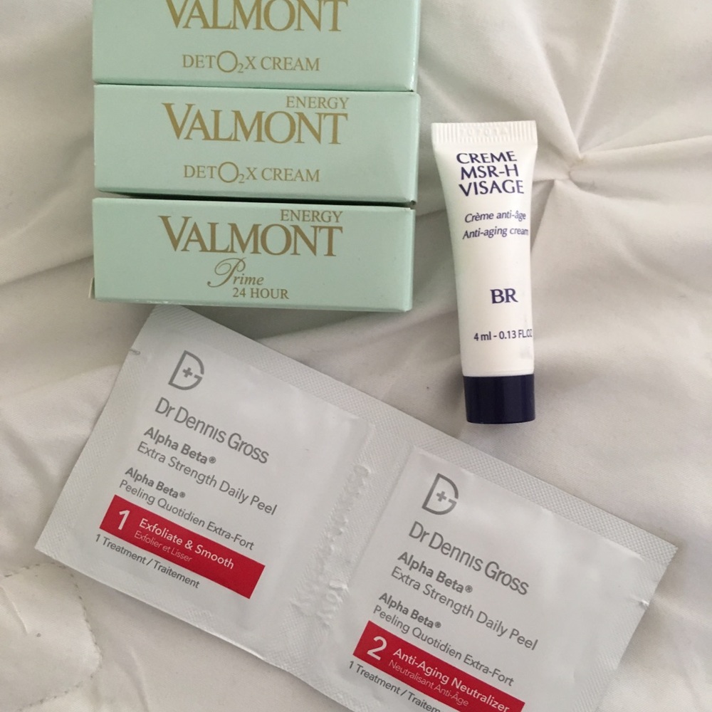 ✈️ Luxury Skincare for Travel